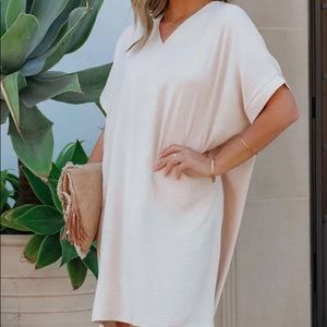 Vici Collection: Worn once, adorable dress 🤩 size: small perfect condition